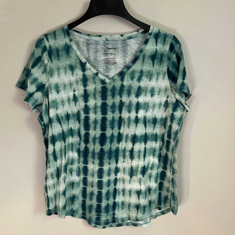 Sonoma Goods For Life Womens Large Green Tie Dye V-Neck The Everyday Tee
